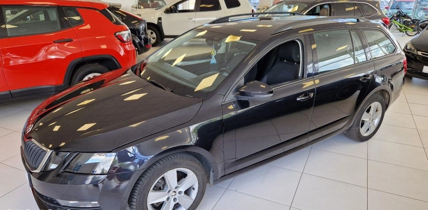 Skoda Octavia cena 62999 przebieg: 114200, rok produkcji 2018 z Olszyna małe 211